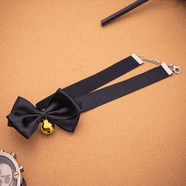 Bow Bell Collar